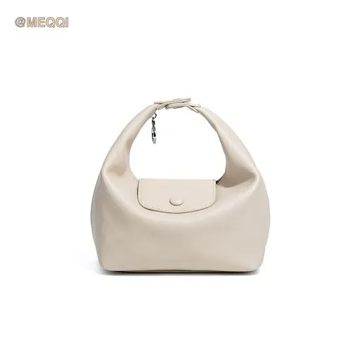 Nylon Dumpling Bag D2381 Cream